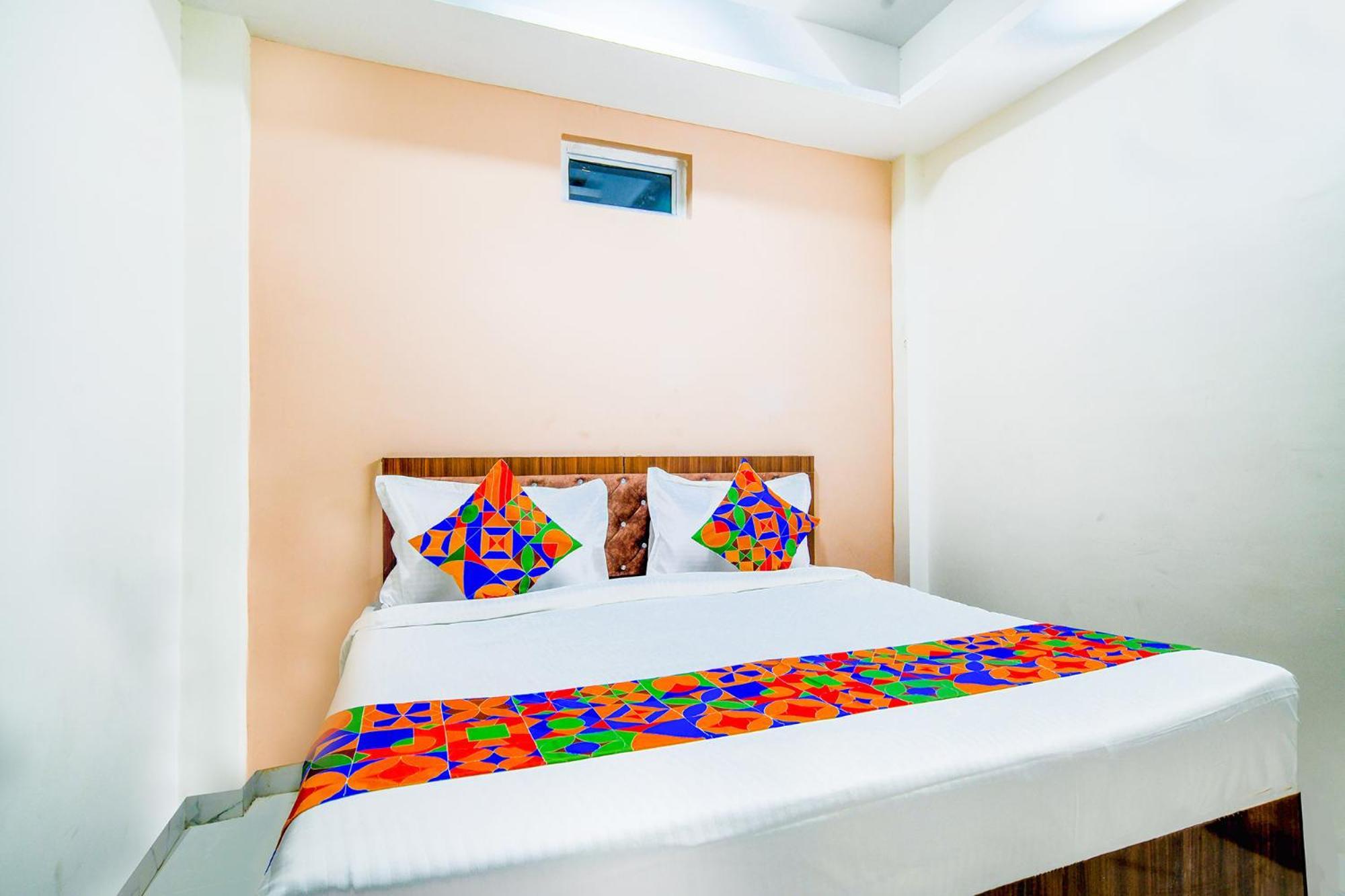 Hotel O Regal Индаур Экстерьер фото