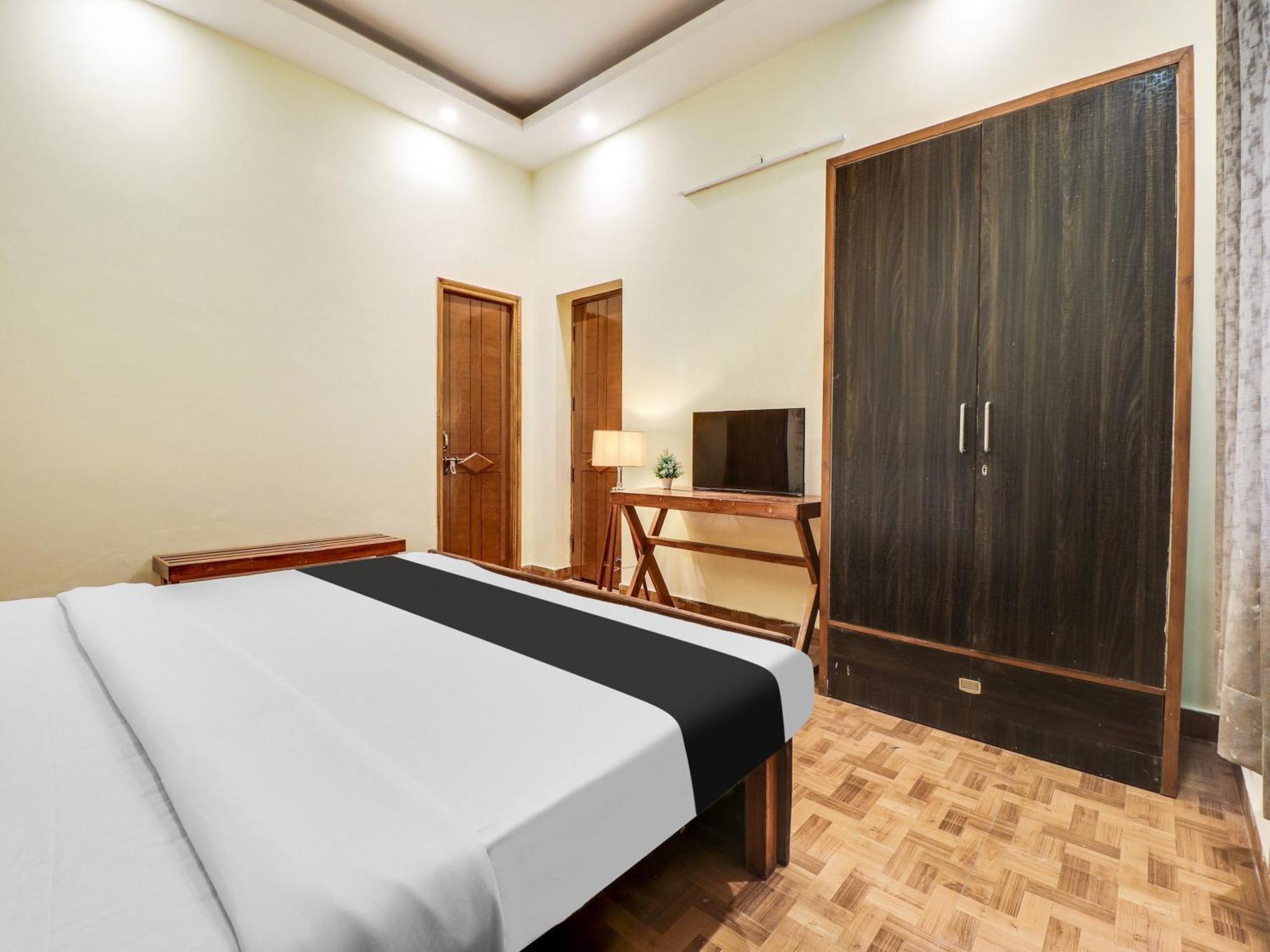 Hotel O Regal Индаур Экстерьер фото