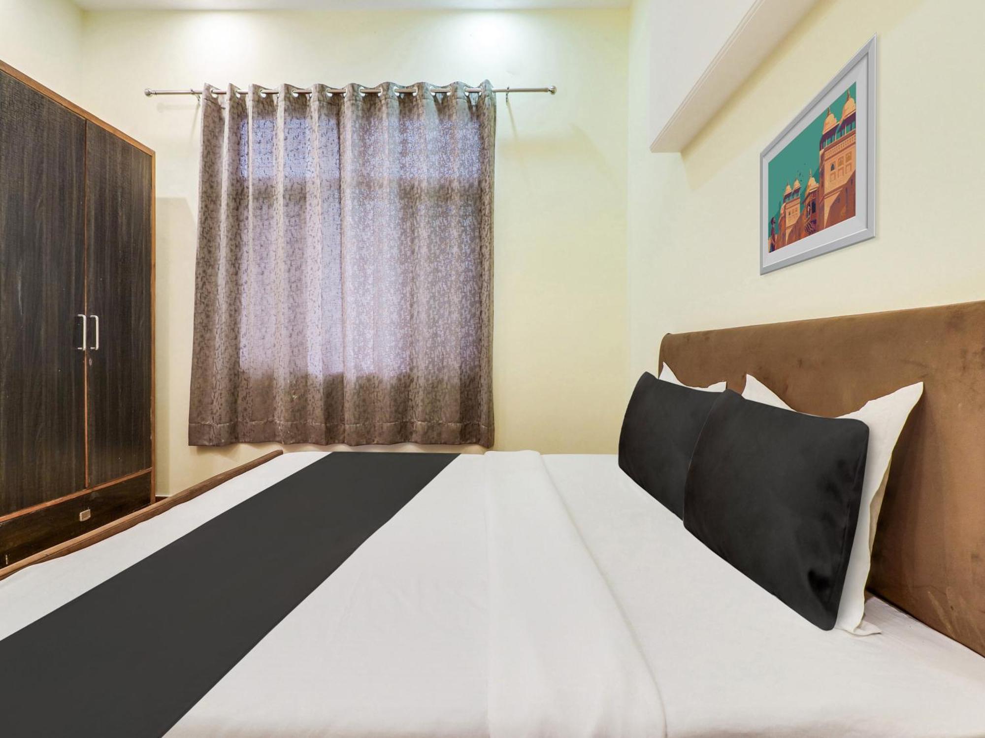 Hotel O Regal Индаур Экстерьер фото